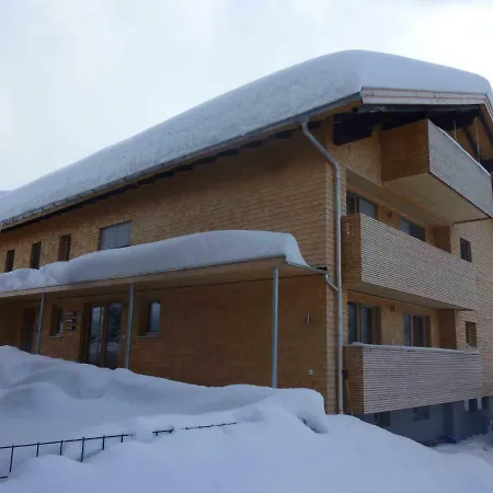 Haus Gmeiner, 公寓 *